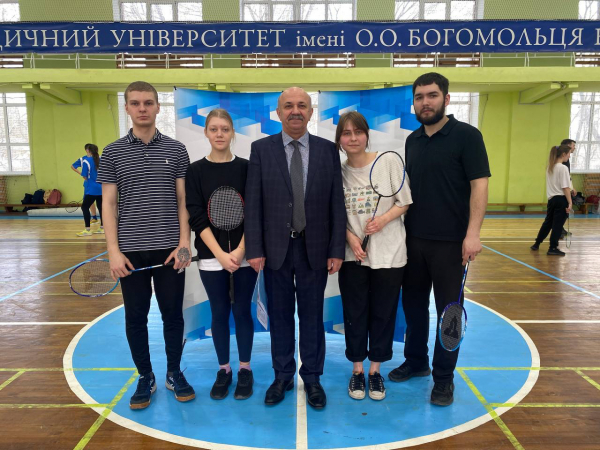 Відбулися змагання чемпіонату Києва з бадмінтону серед студентських команд закладів вищої освіти
